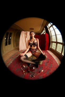 Ivy Garter Belt -underwear Sales 2023 05 220831 FLL MAGIC BOGESUND 020 v1 2c50e624 bf4e 4ce6 ae2d 2d17c8742f95