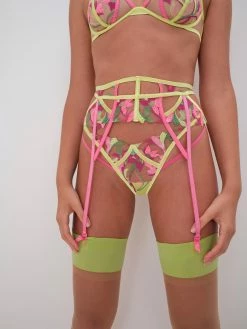 Petunia Embroidery Garter