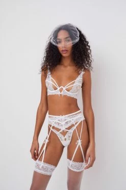 Lace Heart Embroidery Bra 9 Lace Heart Embroidery Bra -underwear Sales 2023 220208 BC FLL 28PDP LOOK 17 0001 scaled