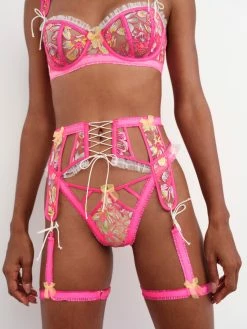 Electric Fields Embroidery Thong Panty -underwear Sales 2023 220322 BC FLLxVS LOOK 14 0024 074bec3b a948 4e26 bcb8 3323d6e68603 scaled