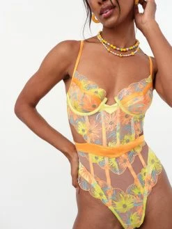 Waterlily Embroidery Teddy -underwear Sales 2023 220322 BC FLLxVS LOOK 15 0037 scaled