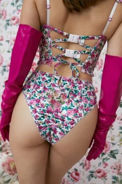 Heart Bloom Bustier 9 Heart Bloom Bustier -underwear Sales 2023 220922 FLL VDAY22 Shot11 243 A