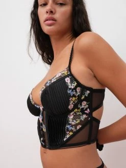 Elektra Bustier 8 Elektra Bustier -underwear Sales 2023 221031 BC FLLxVS LOOK 33 0019 scaled