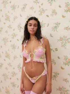 Sunset Butterfly Ruffle Panty 10 Sunset Butterfly Ruffle Panty -underwear Sales 2023 221031 BC FLLxVS LOOK 55 0011 b5d9c150 07d1 4e33 a7f7 bec66c8832b4 scaled