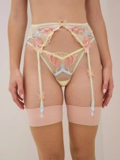 Pastel Papillon Garter -underwear Sales 2023 230118 BC FLLxVS SUMMER23 LOOK 47 0017 e29a7b8a 6b8f 4d75 ab7f 498331277613 scaled